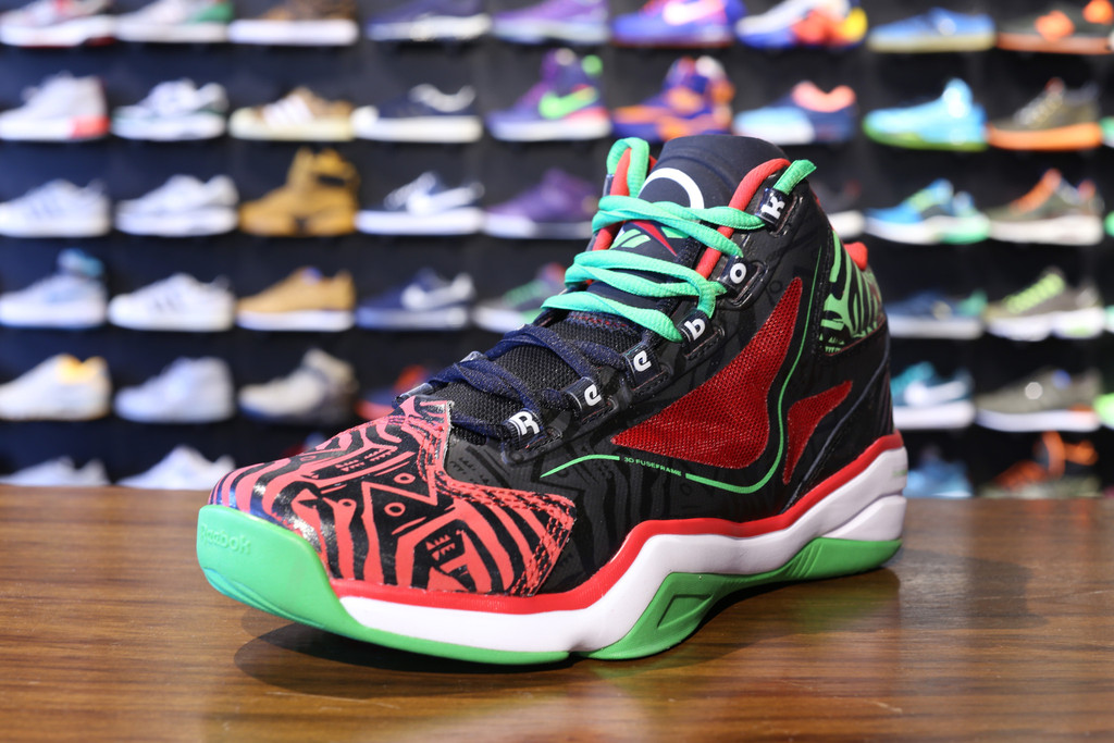 Reebok Q96 Tribal 02