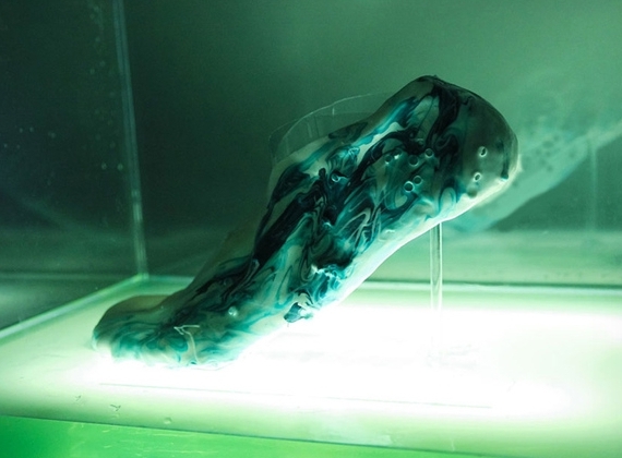 London Designer Creates Regenerating Running Shoes