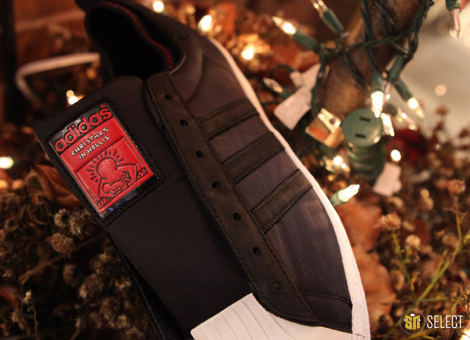 evalueren Rennen Terug, terug, terug deel Sneaker News Select: Run DMC x Keith Haring x adidas Superstar 80s " Christmas in Hollis"