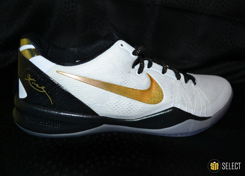 Sneaker News Select: Nike Kobe 8 PEs for a Lost Season