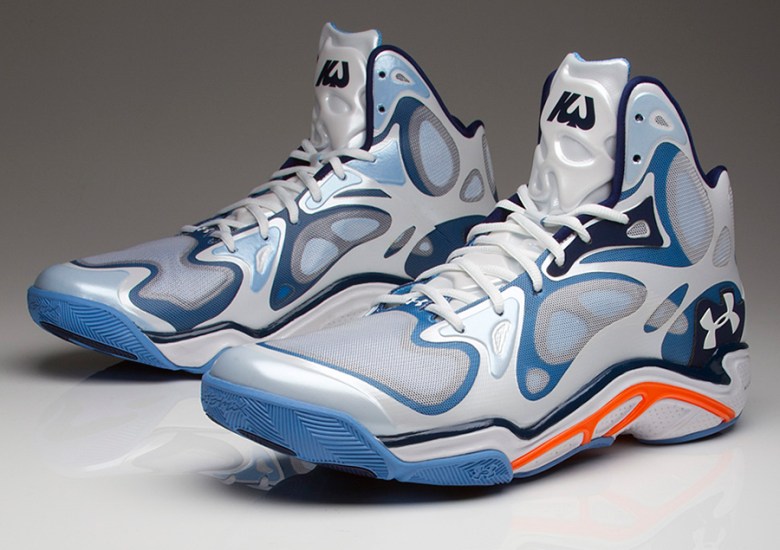 Under Armour Spawn Anatomix Kemba Walker PE