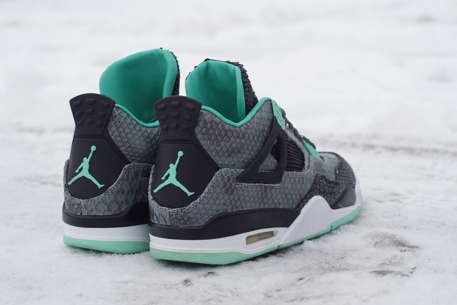 Air Jordan Iv Green Glow Python 04