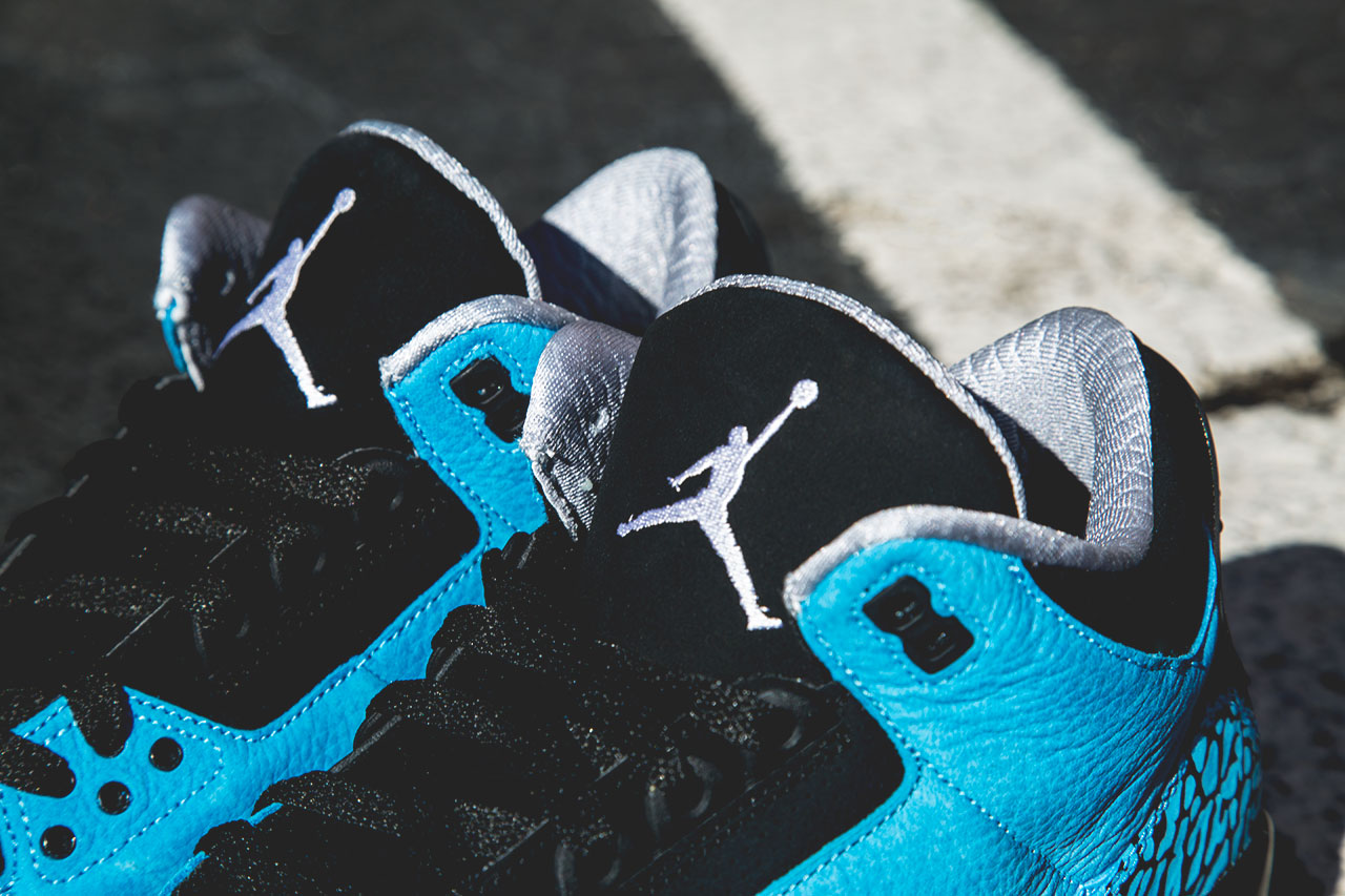 Jordan 3 powder on sale blue on feet