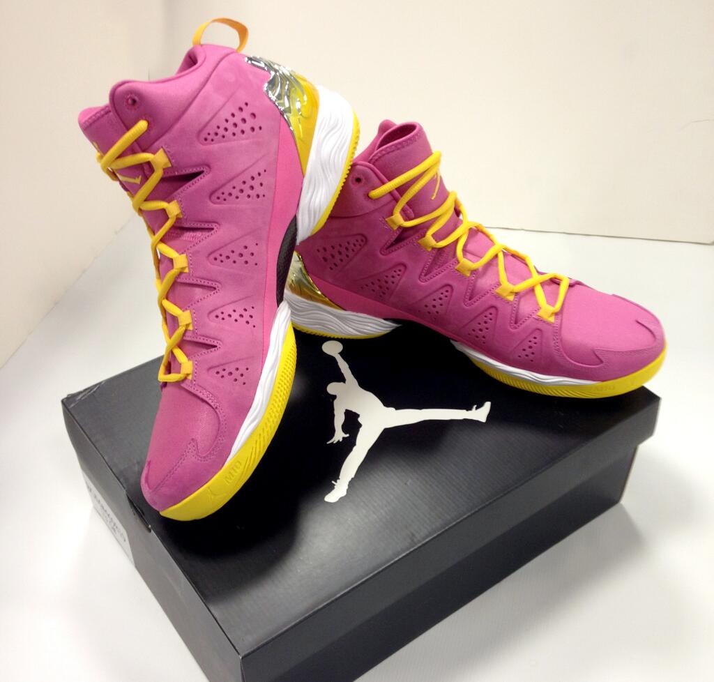 Jordan Melo M10 Breast Cancer Awareness 02