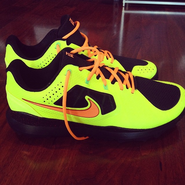 Lebron Goes Golfing Lebron 11 02