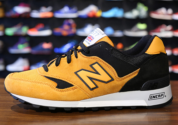 New Balance 577 “Made in England” – Orange + Red | Available