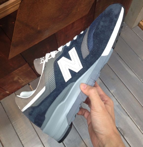 New Balance 997 Navy Grey 01