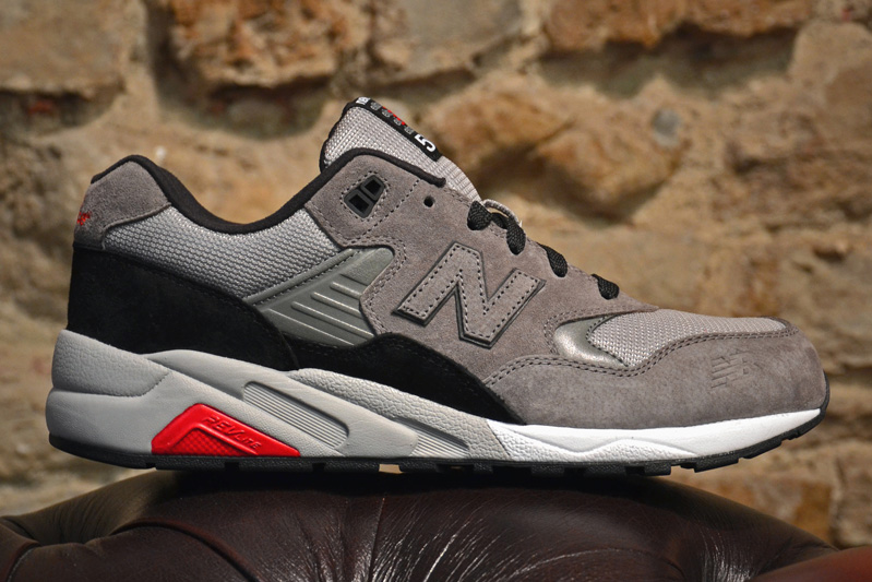 New Balance Mrt 580 Grey Black Red 02