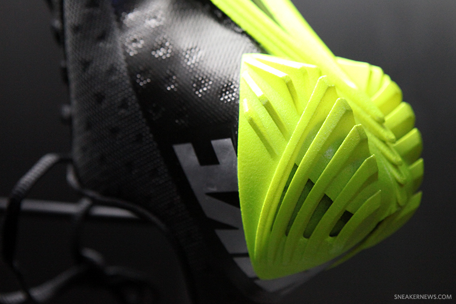 For Super Bowl, Nike Uses 3-D Printing to Create a Faster Football Cleat