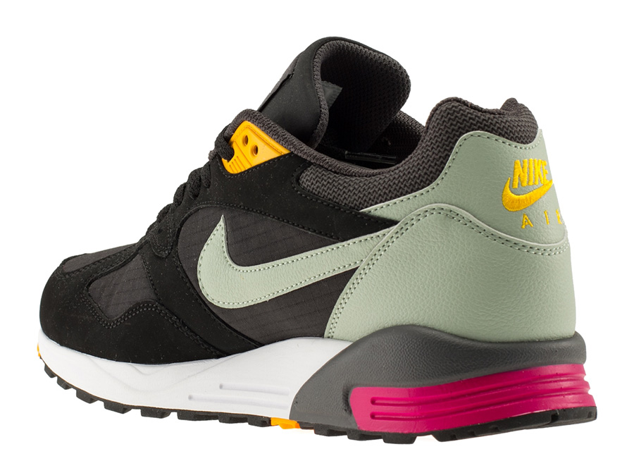 Nike Air Base Ii Black Spray Magenta 04