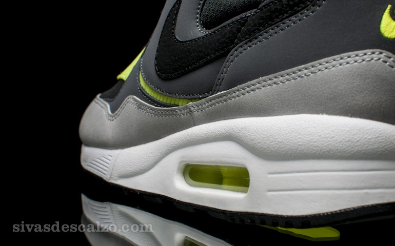 Nike Air Max Light Essential Black Grey Volt 09
