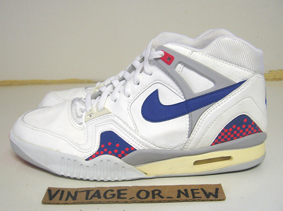 Nike Air Tech Challenge II - White - Royal Blue - Infrared | 1990 OG on ...