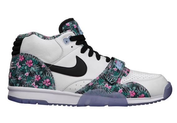 Nike Air Trainer Sc Mid Pro Bowl Rd Page
