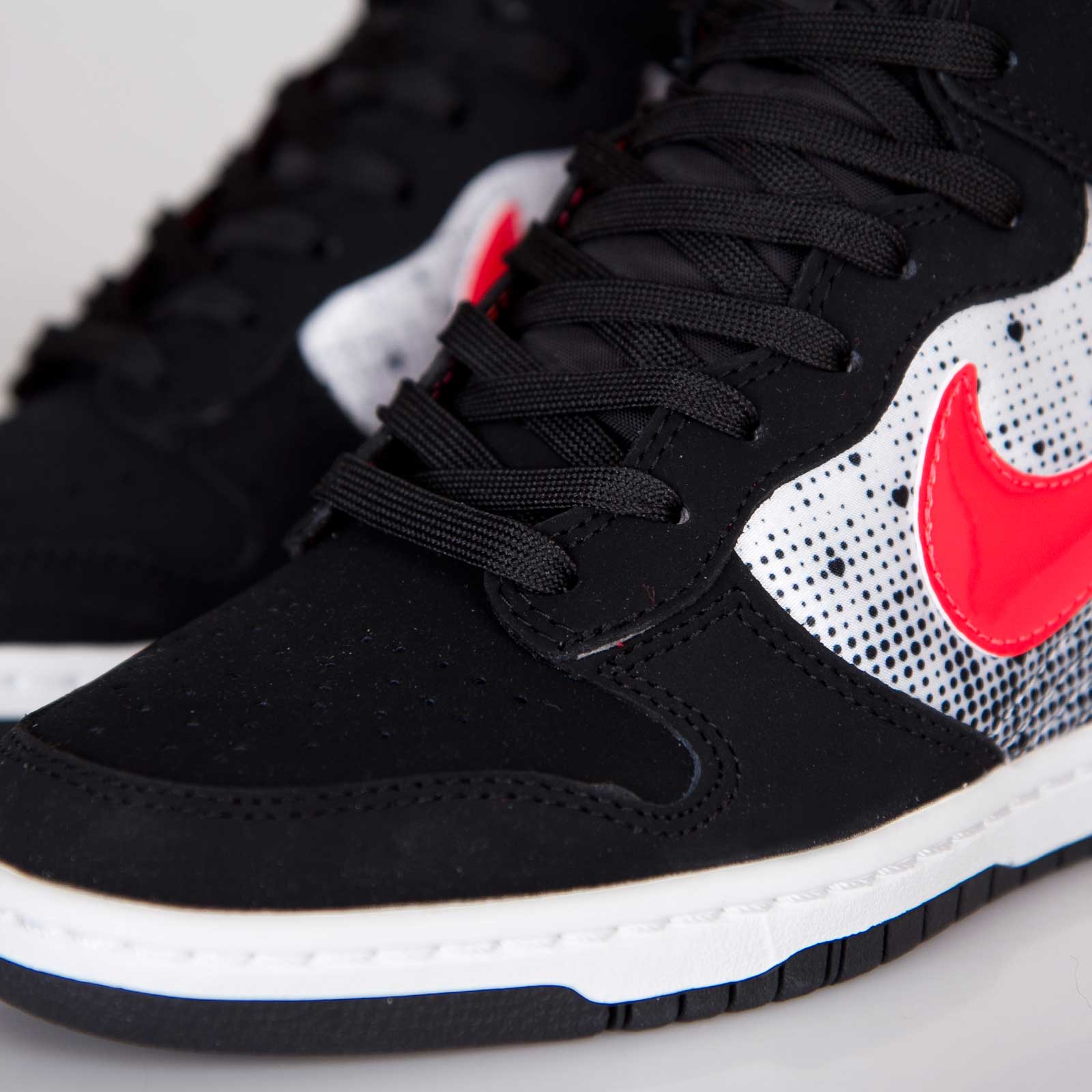 Nike Dunk Sky Hi Valentines Day 06