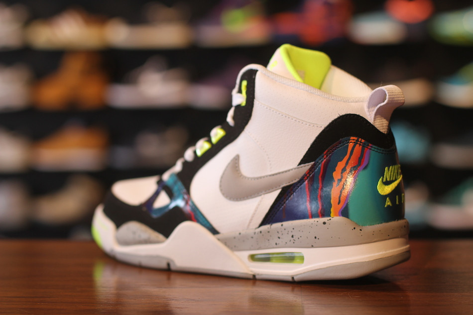 Nike Flight 13 Mid Tech Challenge Pack 06