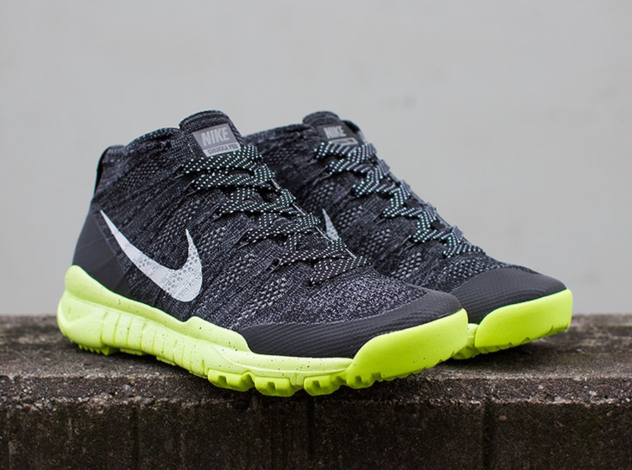 Nike flyknit trainer on sale chukka