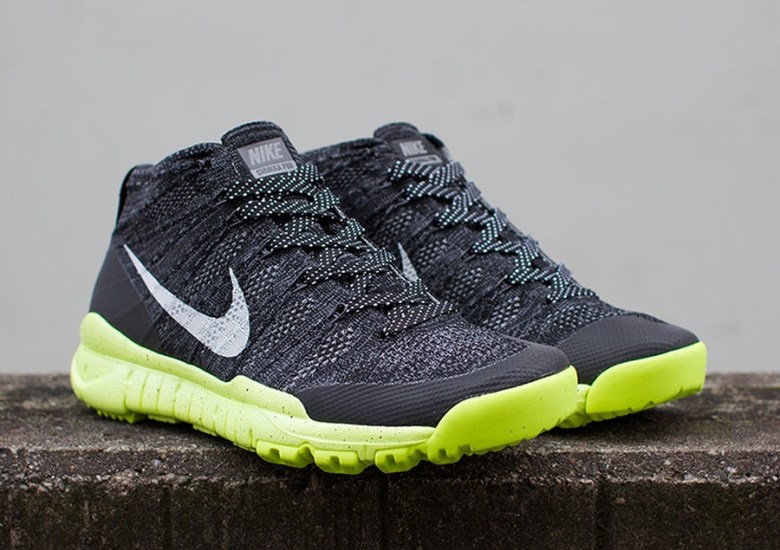 A Detailed Look at the Nike Flyknit Trainer Chukka FSB