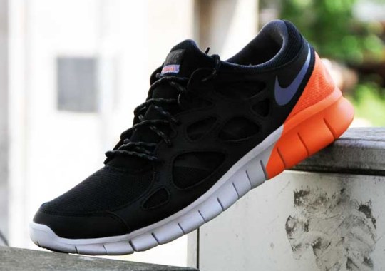 Nike Free Run 2 – Black – Iron Purple – Atomic Orange