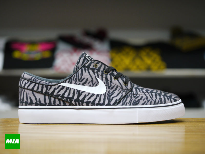 Nike Janoski Tiger Stripes 05