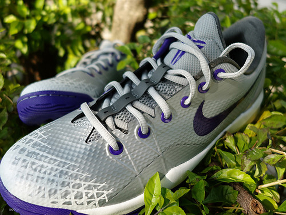 Nike Zoom Kobe Venomenon 4 – Grey – Purple