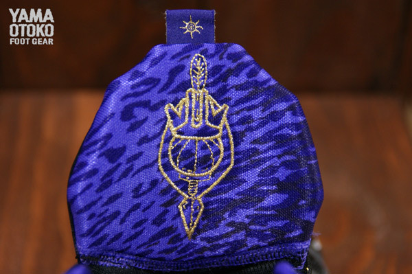 Nike Lebron 11 Bhm Anthracite Metallic Gold Purple Venom 12