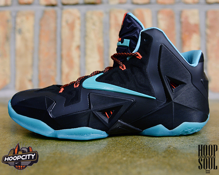 Nike Lebron 11 Black Diffused Jade Light Crimson Jade Glaze 03