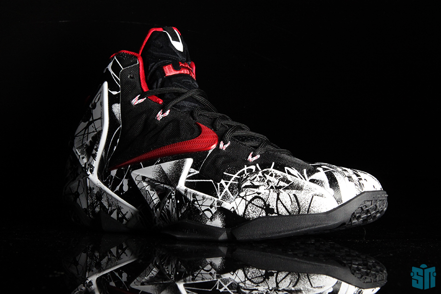 Nike LeBron 11 