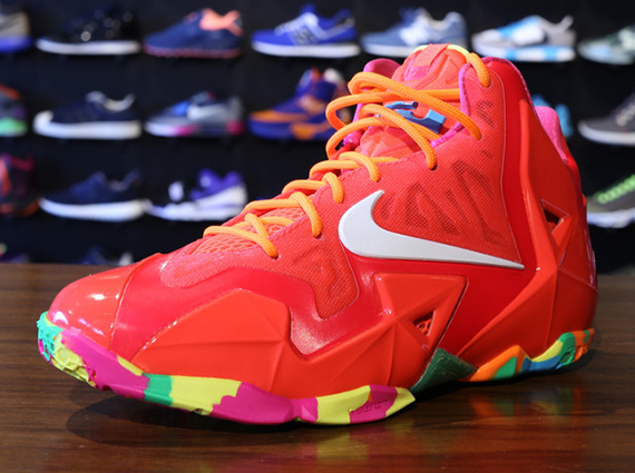 pink lebron 11