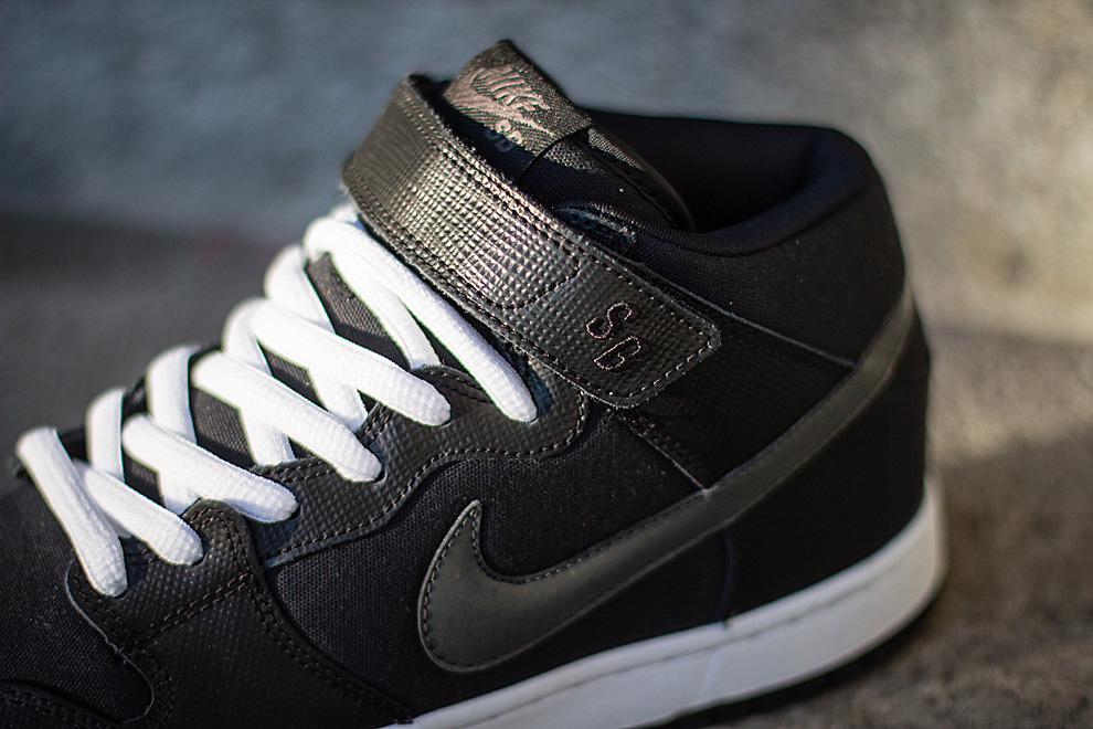 Nike Sb Dunk Mid Black Charred Grey White 02