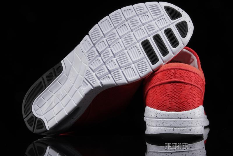 Nike Stefan Janoski Max Light Crimson Available 06