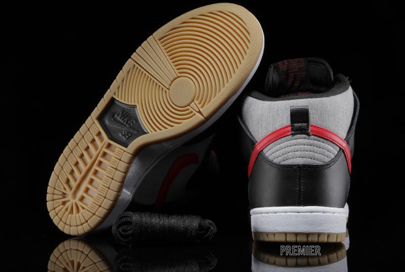 Sb Dunk High Back University Red Medium Grey 04