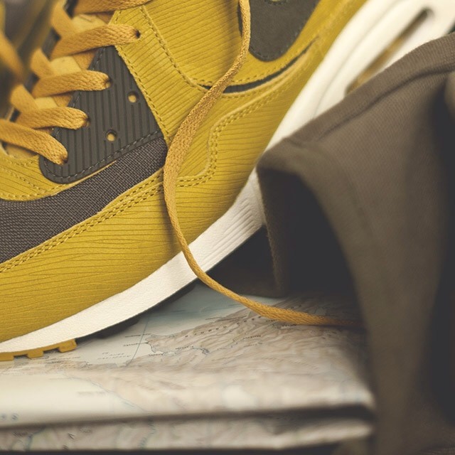 Size Nike Air Max Light Army Navy Teaser 01