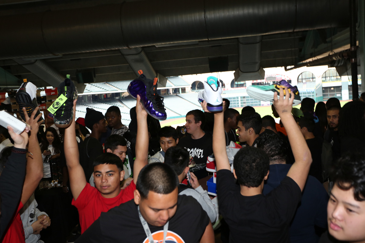 Sneaker Con January 2014 107