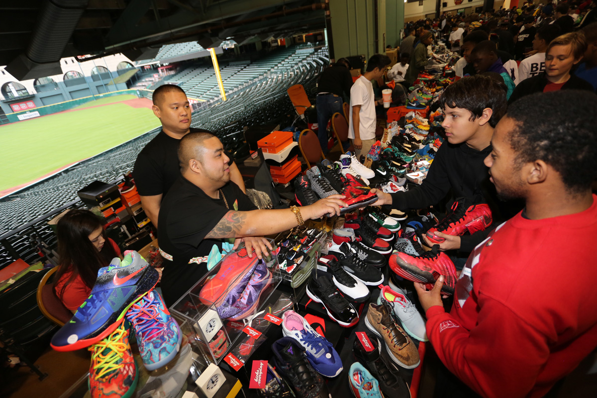 Sneaker Con January 2014 117