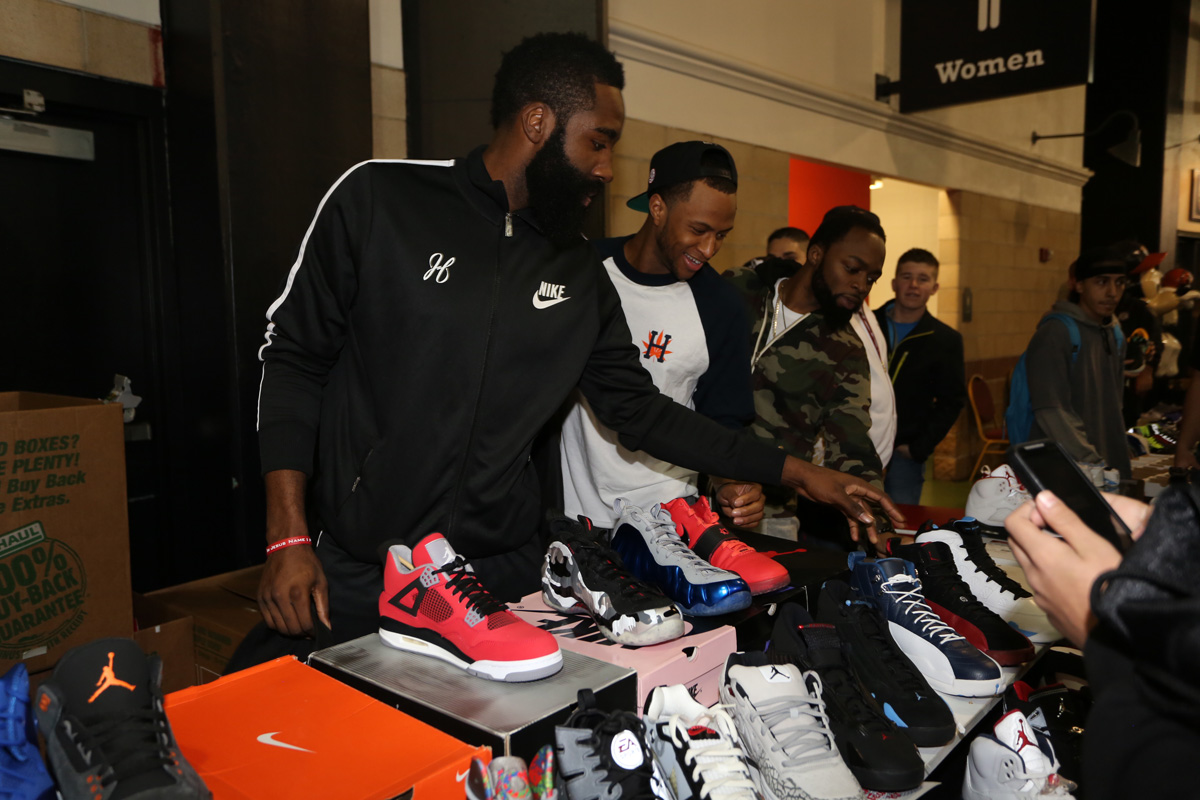 Sneaker Con January 2014 158