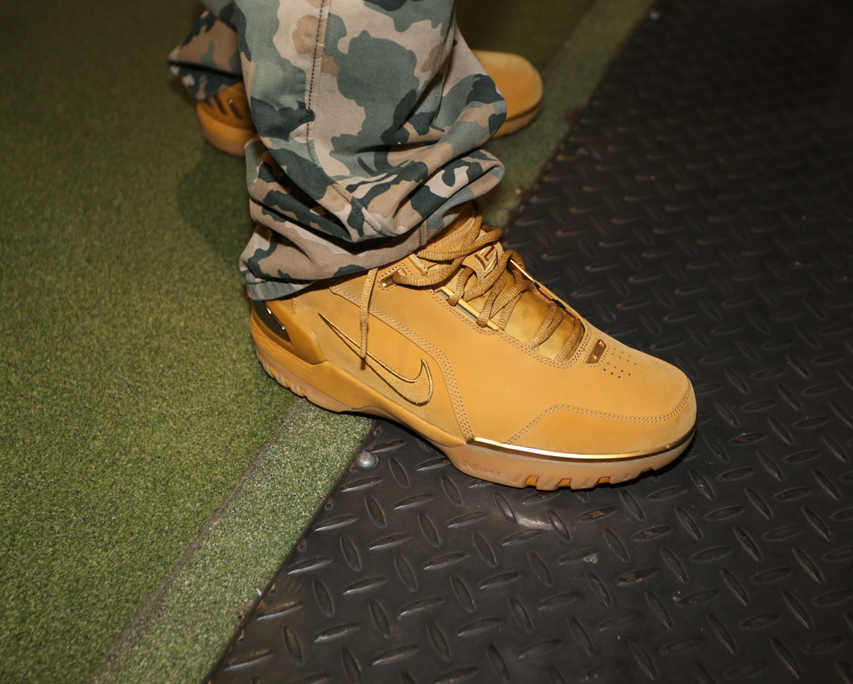 Sneaker Con January 2014 On Feet 100