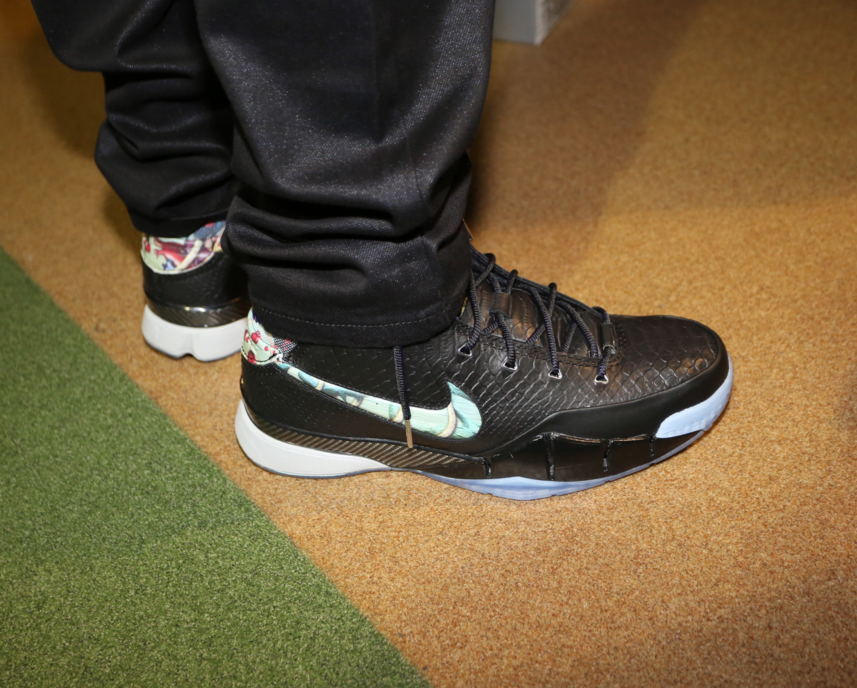 Sneaker Con January 2014 On Feet 153