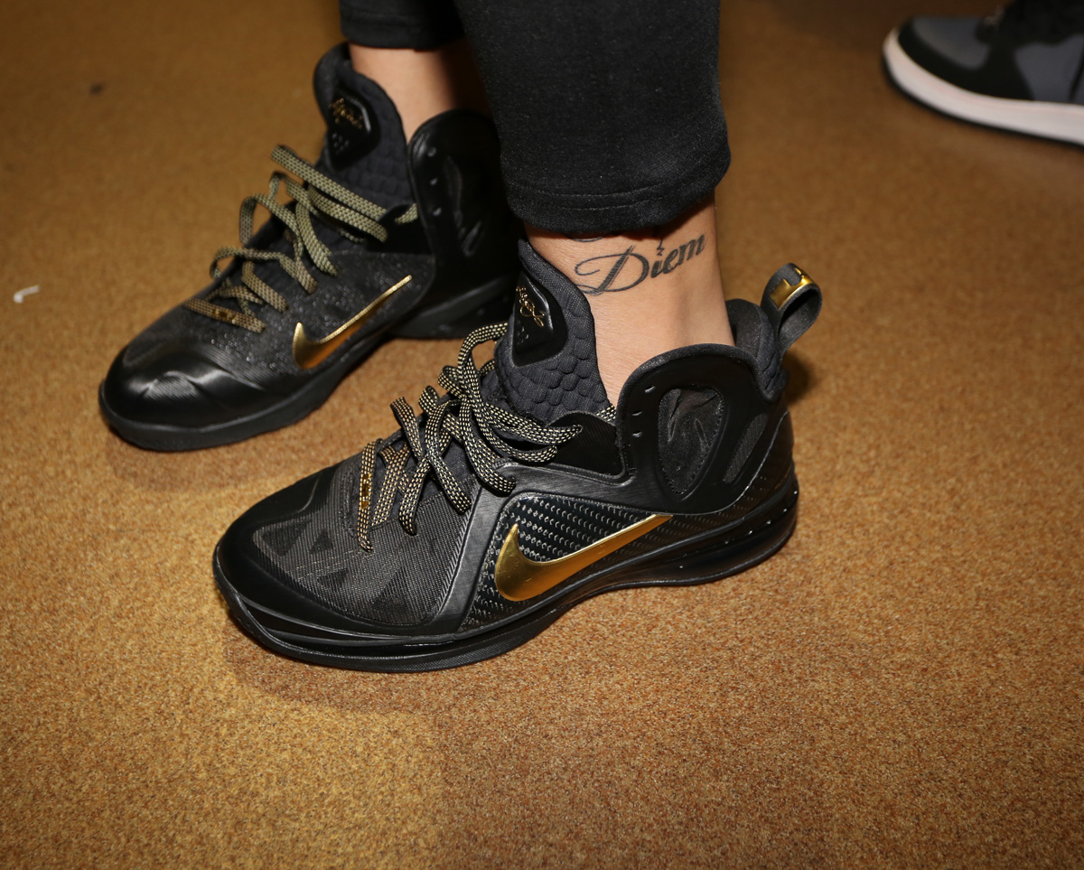 Sneaker Con January 2014 On Feet 230