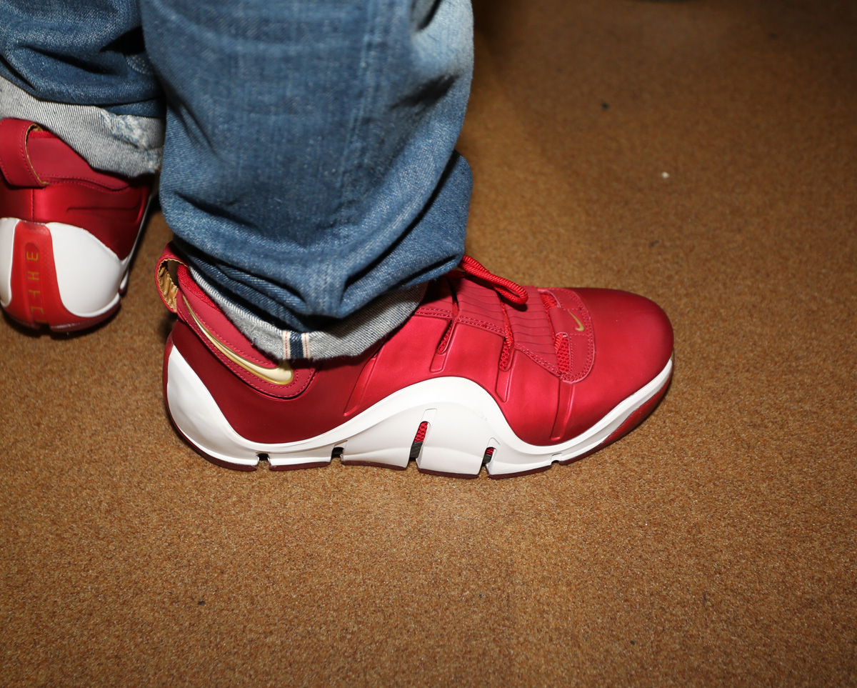 Sneaker Con January 2014 On Feet 275