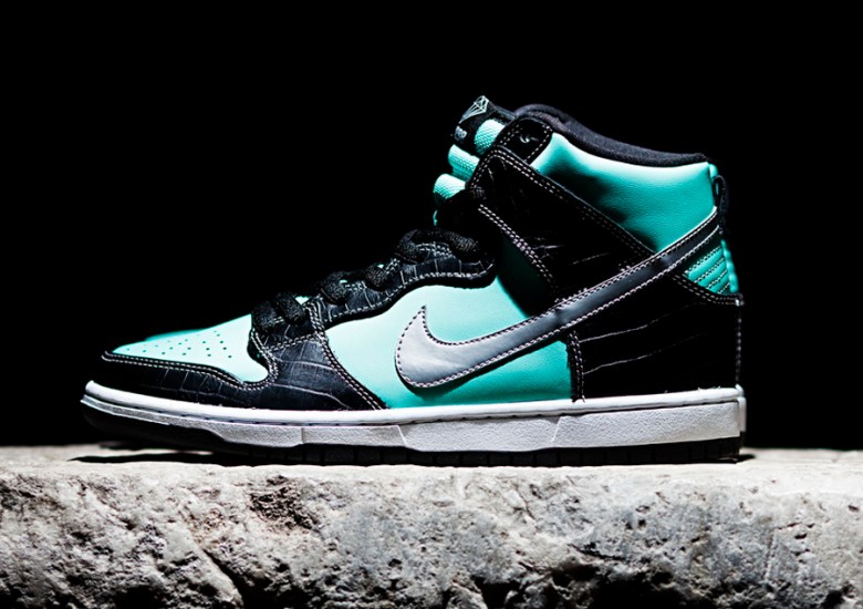 Diamonds Are Forever: “Tiffany” Returns to the Nike SB Dunk
