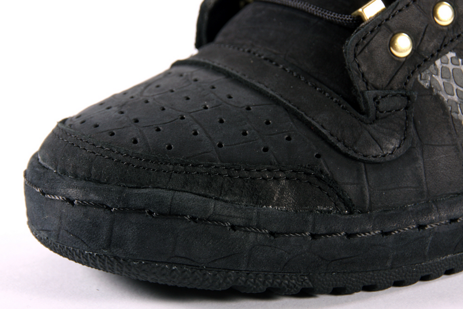 2 Chainz Adidas Top Ten Hi Arriving Retailers 06