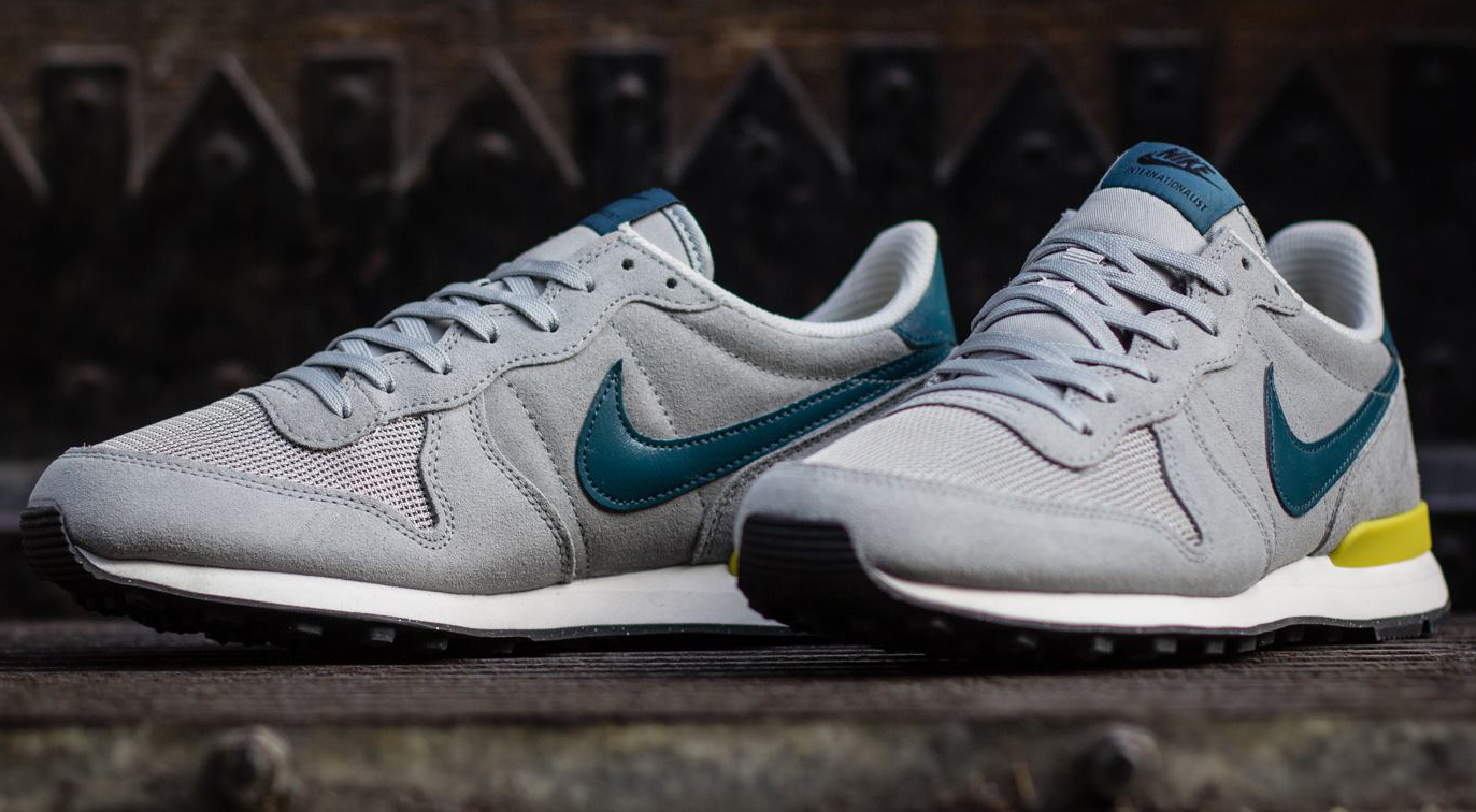 Nike Internationalist Base Grey Night Factor Citron 03