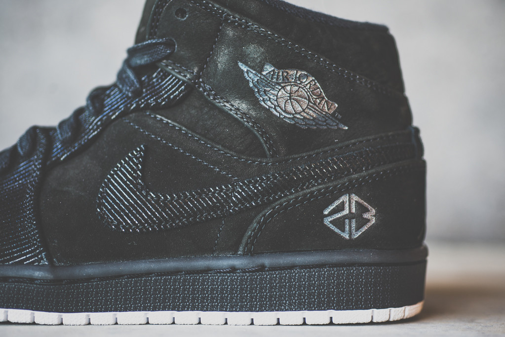 Air Jordan 1 Mid Ip Ss 3