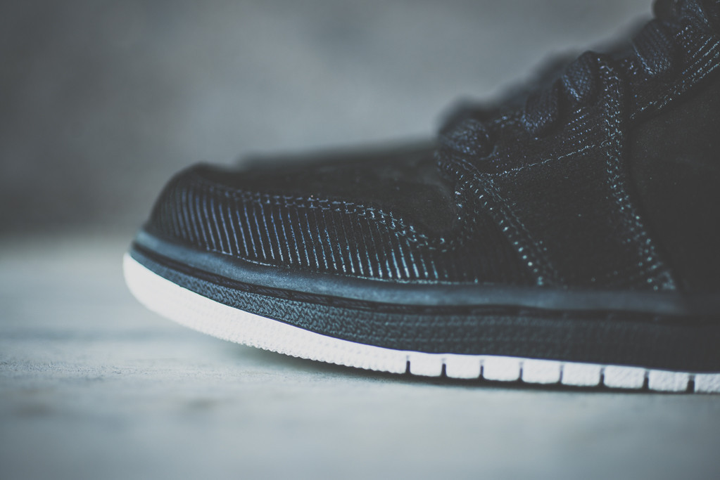 Air Jordan 1 Mid Ip Ss 4