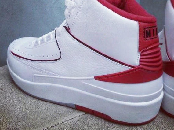 Air Jordan 2 White Red 0