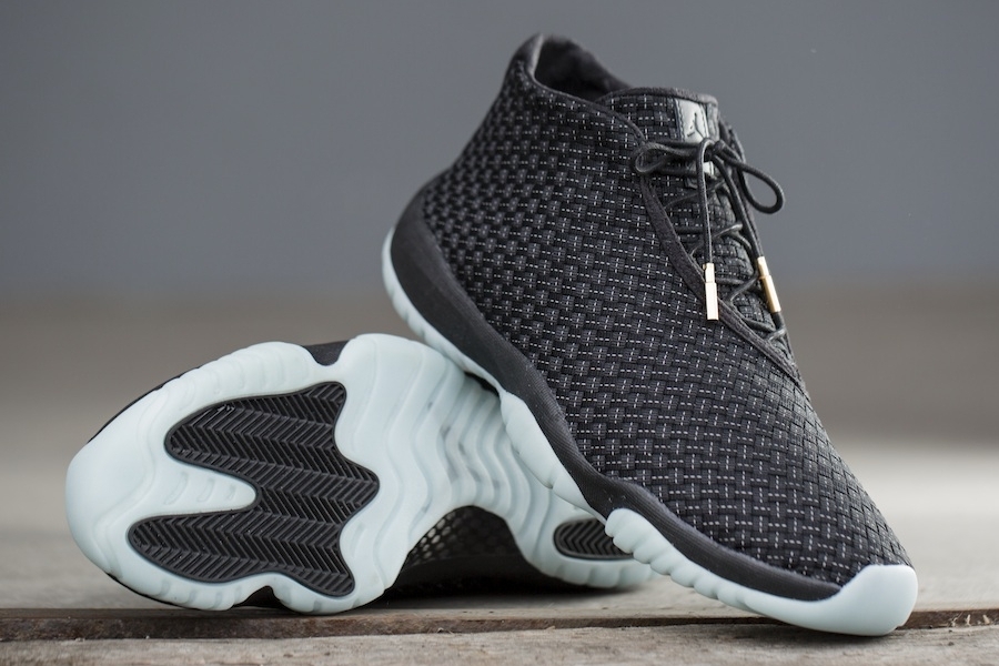 Jordan future discount rouge et noir