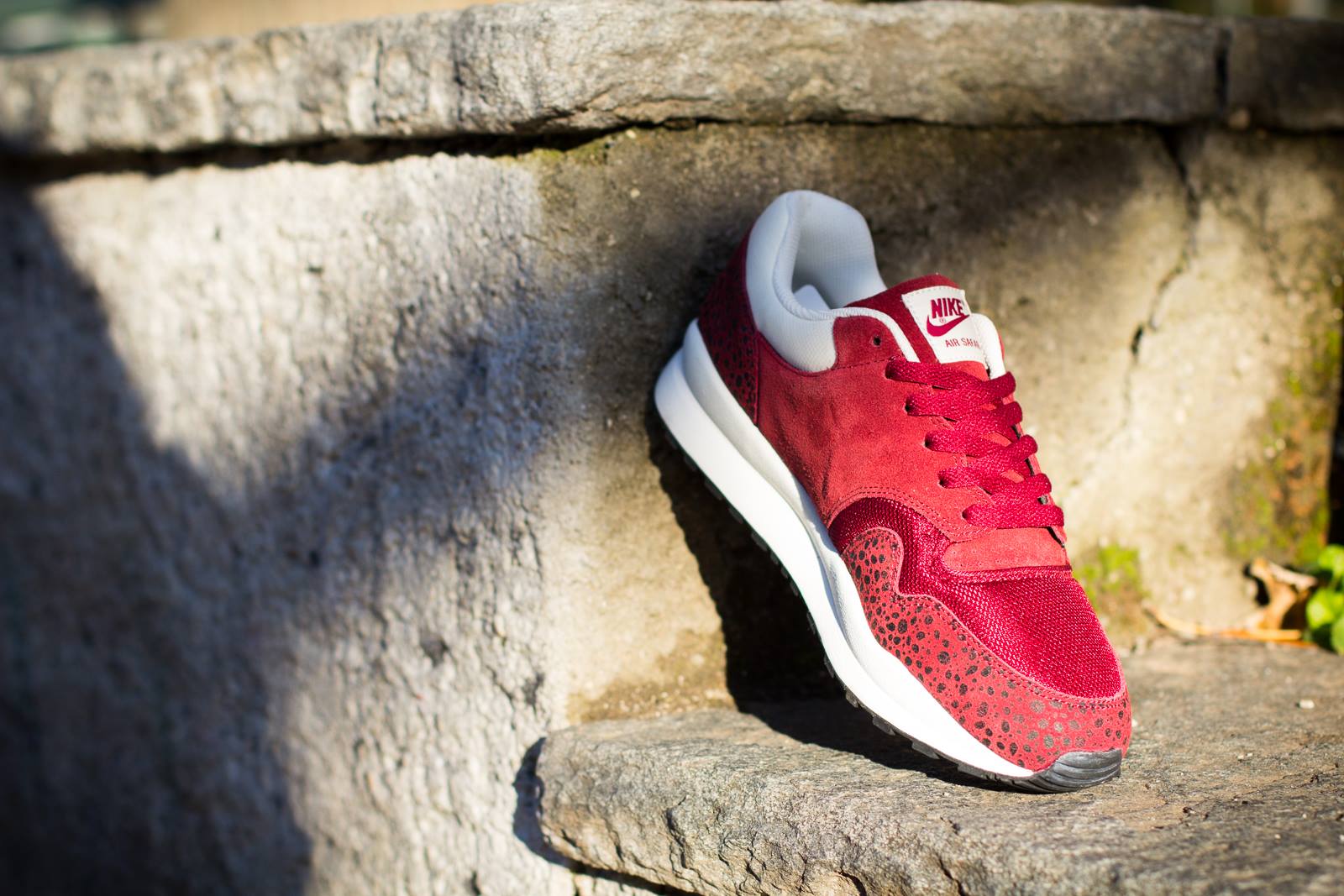 Nike Air Safari Team Red White 02