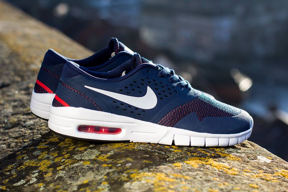 Nike Eric Koston 2 Max Midnight Navy White Light Crimson 02