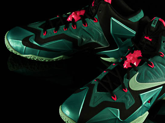 lebron teal and pink