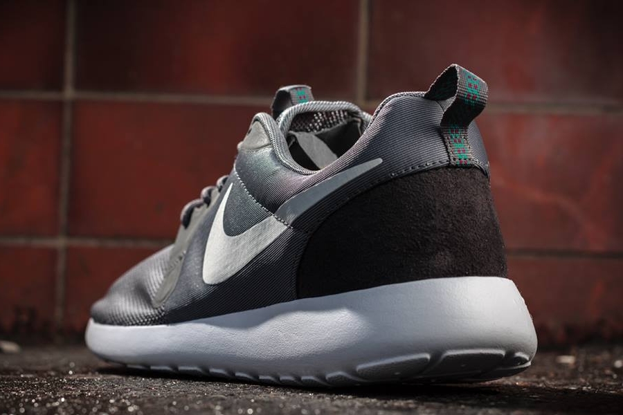 nike roshe white black cool grey anthracite women Hyp April 2014 01